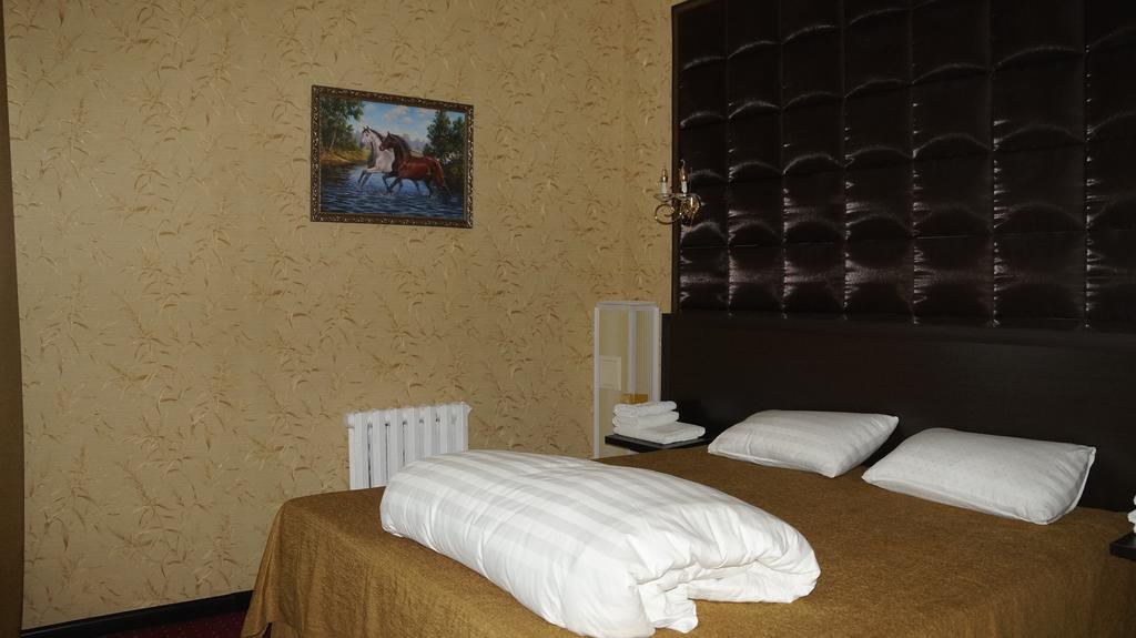Home Hotel Astana חדר תמונה