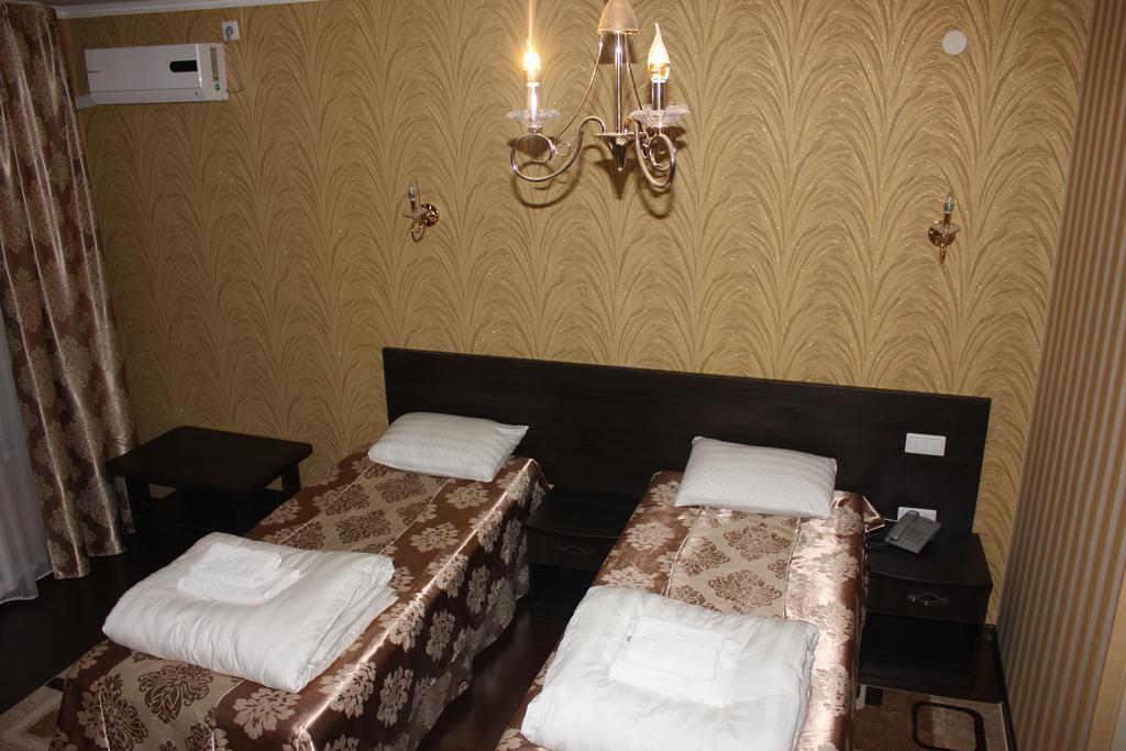 Home Hotel Astana חדר תמונה