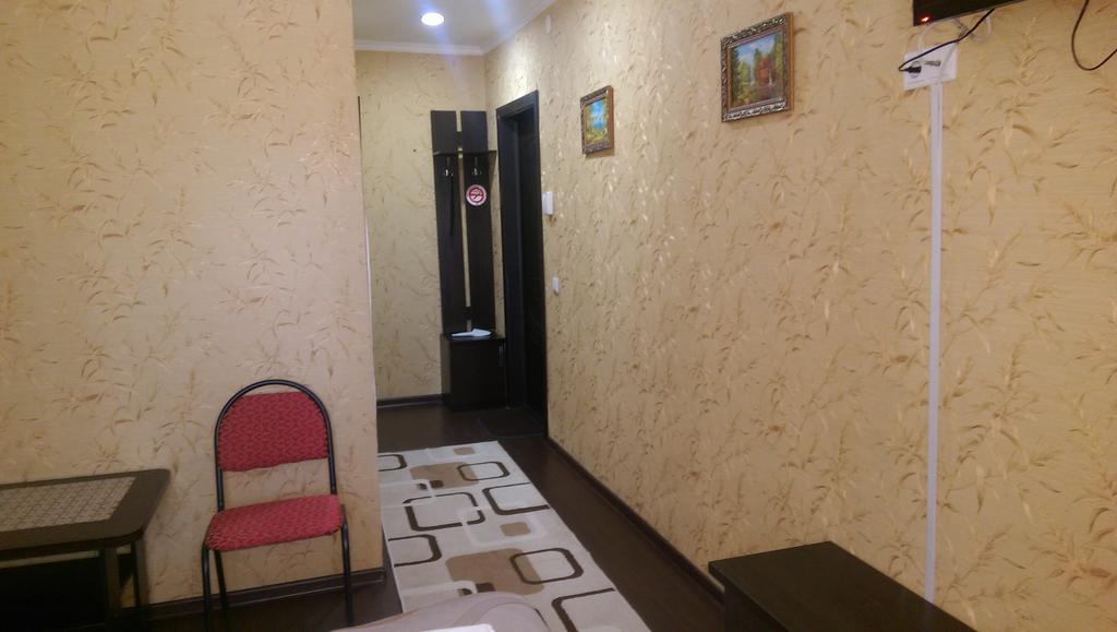 Home Hotel Astana מראה חיצוני תמונה
